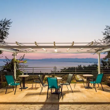 بيت للعطل Needa's - Retreat By The Pool