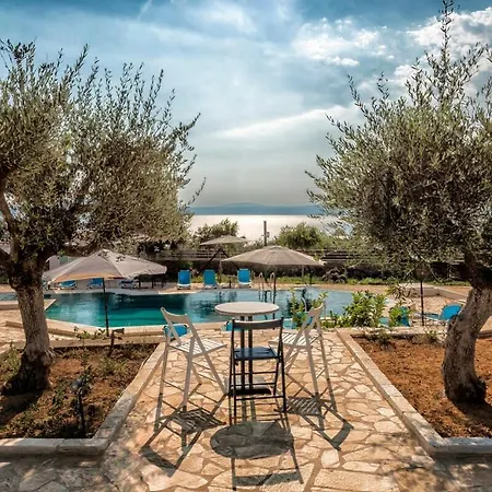 بيت للعطل Needa's - Retreat By The Pool