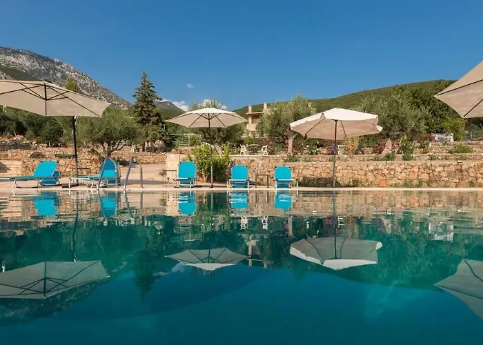 Needa's - Retreat By The Pool בית נופש